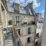 Quiet Apartment In Republique
